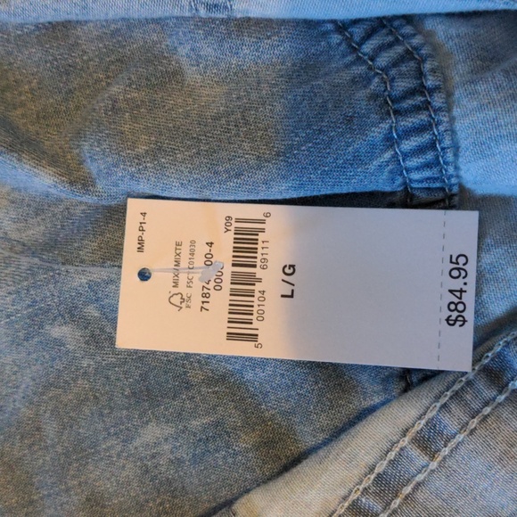 Gap Denim Button Down - Picture 2 of 4